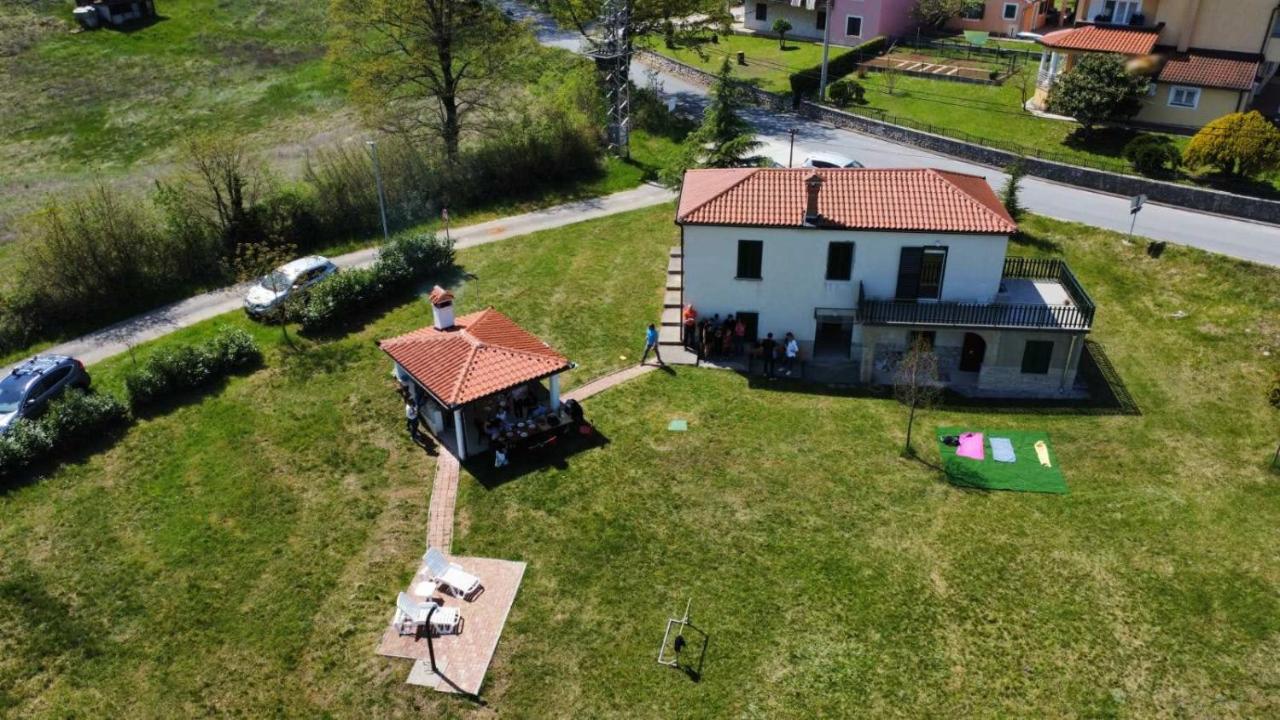 Villa Zwei Zedern Pican Екстер'єр фото